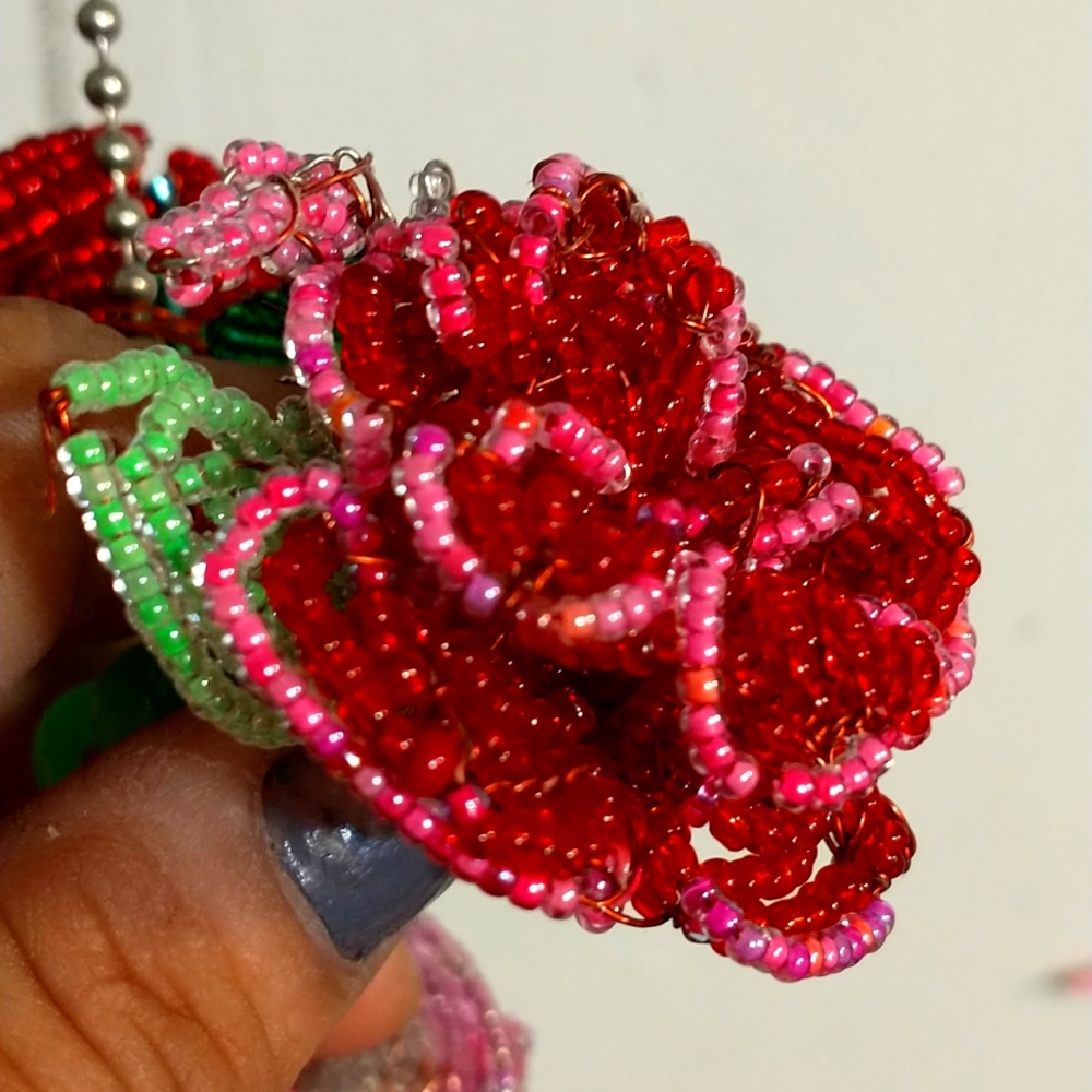 Beaded Rose in Red and Pink